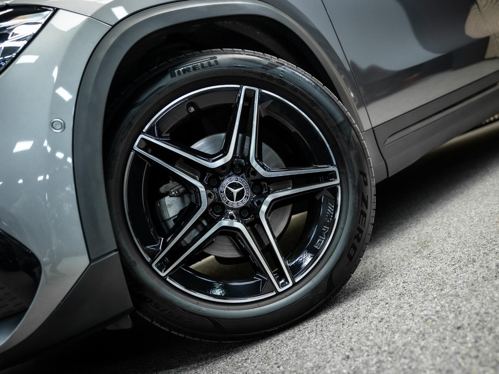 52036706-1.jpg